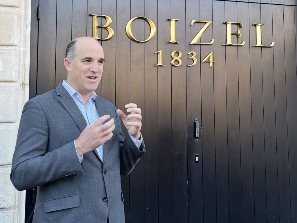 "Champagne a un grand avenir, à commencer par l'Italie": Interview avec Florent Roques-Bizel