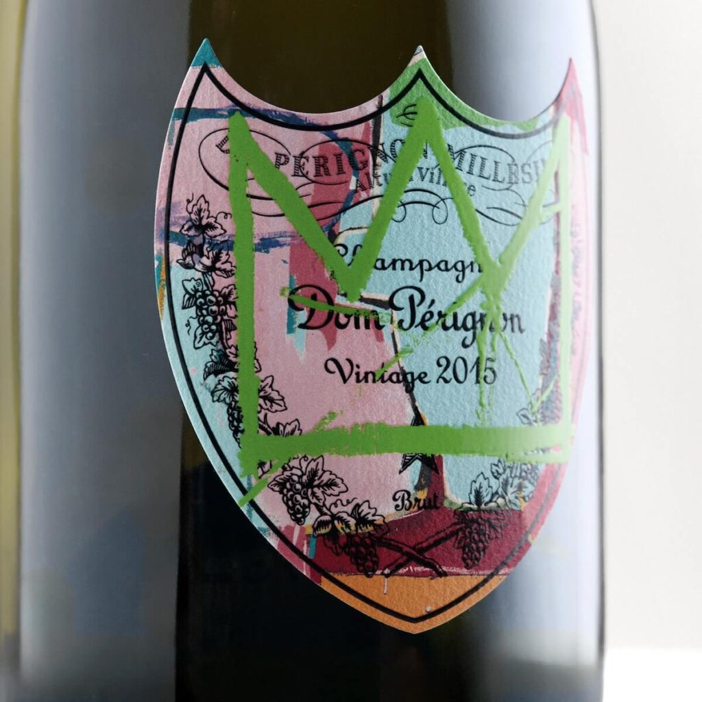 Dom Pérignon Vintage 2015: L'édition spéciale Jean-Michel Basquiat. La collection hommage est enrichie d'une seule pièce en 8 spécimens.