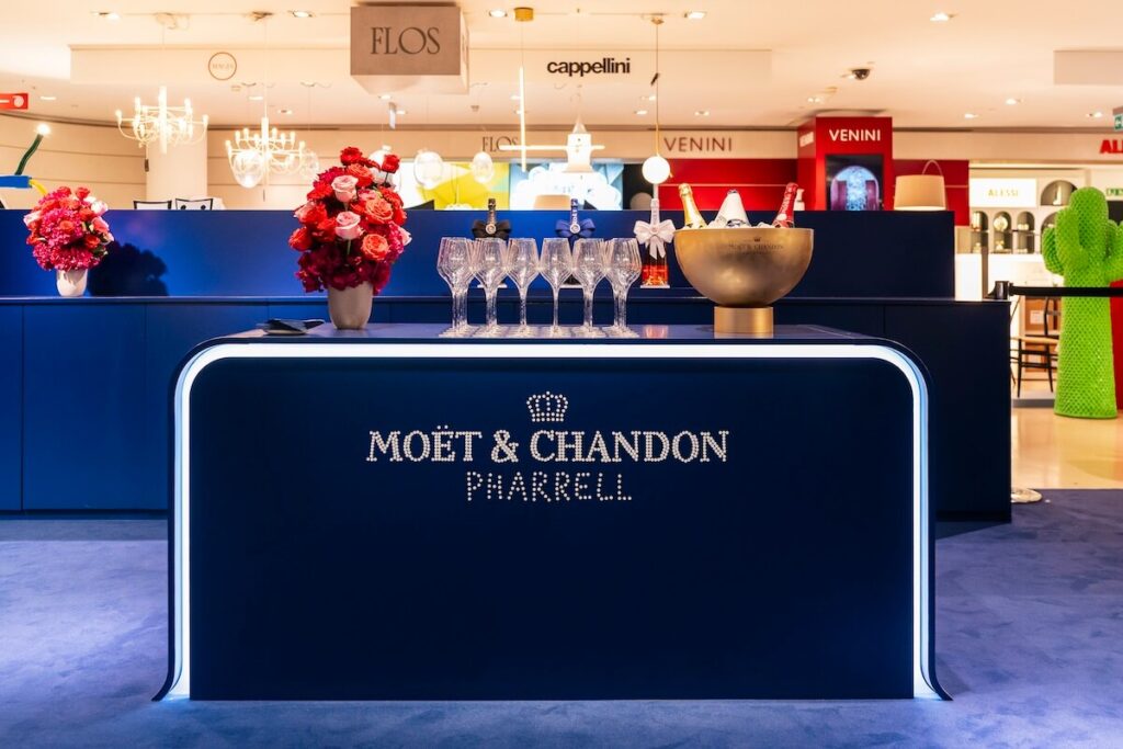 Découvrez la collection exclusive de Moët & Chandon X Pharrell Williams, une seule expérience de célébration chez Rinascente Milan.