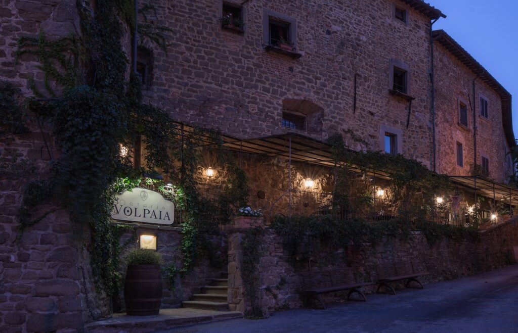 Deux histoires de famille unies dans le signe de Chianti Classico: Sarzi Amadè et Castello di Volpaia