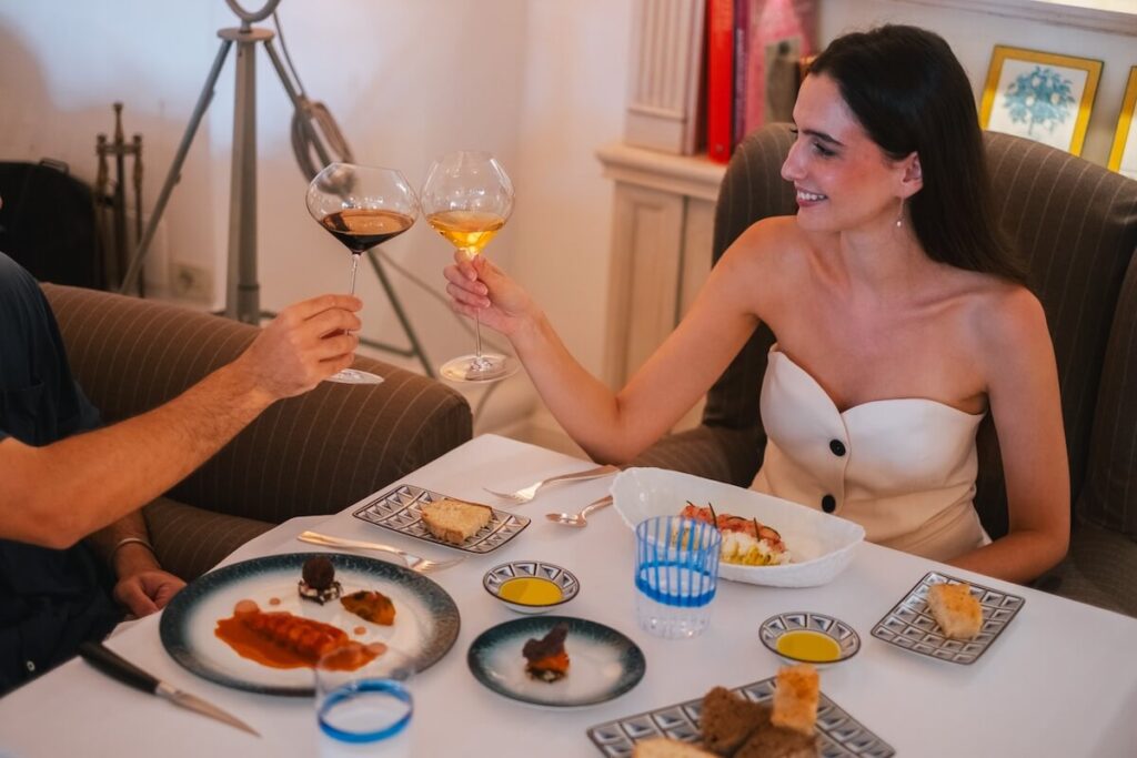 Le Coravin World Wine Tour revient à mai: les locaux impliqués en Italie dans le projet de dégustation par le verre dans 11 endroits