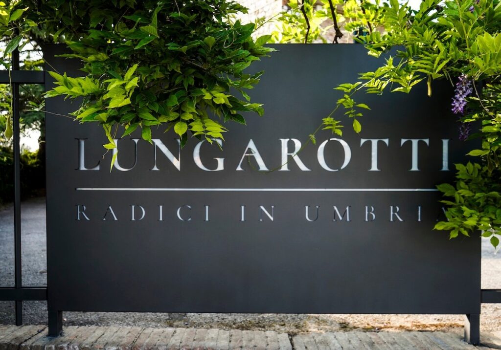 Cantina Lungarotti: Hospitality Restyling dans le signe des racines ombriennes