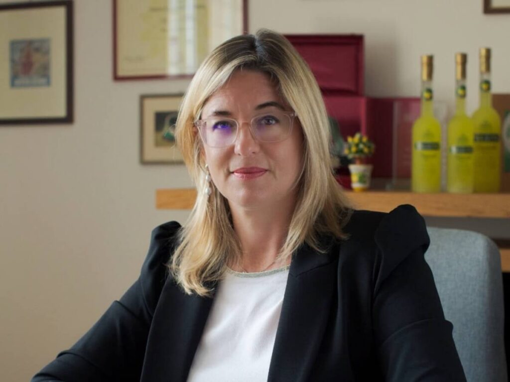 Lois de la nomination de Giacomo Ponti en tant que président de Federvini et du nouveau vice-président Aldo Davoli et Piero Mastroberardino.