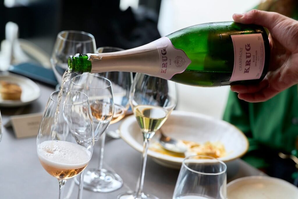Krug dans la cuisine, hommage à la carotte: faire ses débuts en Italie pour le champagne Grande Cuvé 173ème Édizione et Rosé 29ème édition
