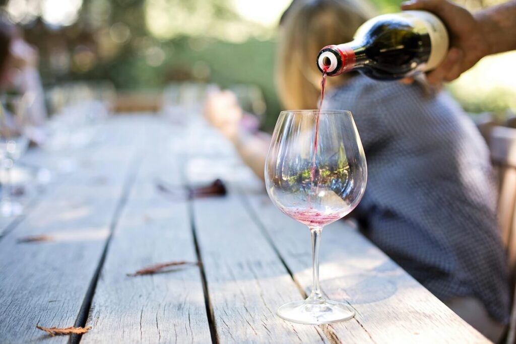Dalla Barbera d’Asti al Grignolino: come servire in tavola i vini del Monferrato in estate