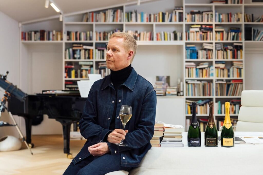 Krug et Max Richter : « Every Note Counts » est né, un dialogue entre le Champagne et la musique qui fusionne l'art de la vinification et la composition.