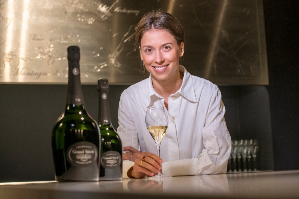 « Aucun autre vin ne pourra jamais être comme le Champagne » : face à face avec Lucie Pereyre de Nonancourt, nouvelle génération de la Maison Laurent-Perrier