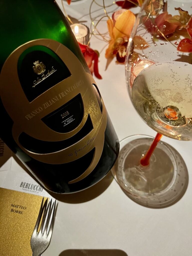 Berlucchi dévoile la Riserva Franco Ziliani 2011 : l'art intemporel de la Franciacorta la plus exclusive de la Maison di Borgonato di Corte Franca.
