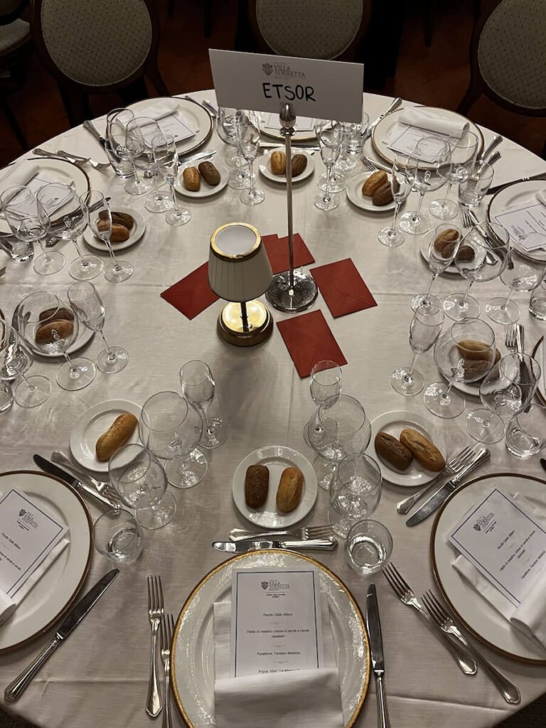 Dîner de charité Récolte Solidaire : Conegliano Valdobbiadene et Le Manzane protagonistes d'un projet de construction d'une école au Ghana.