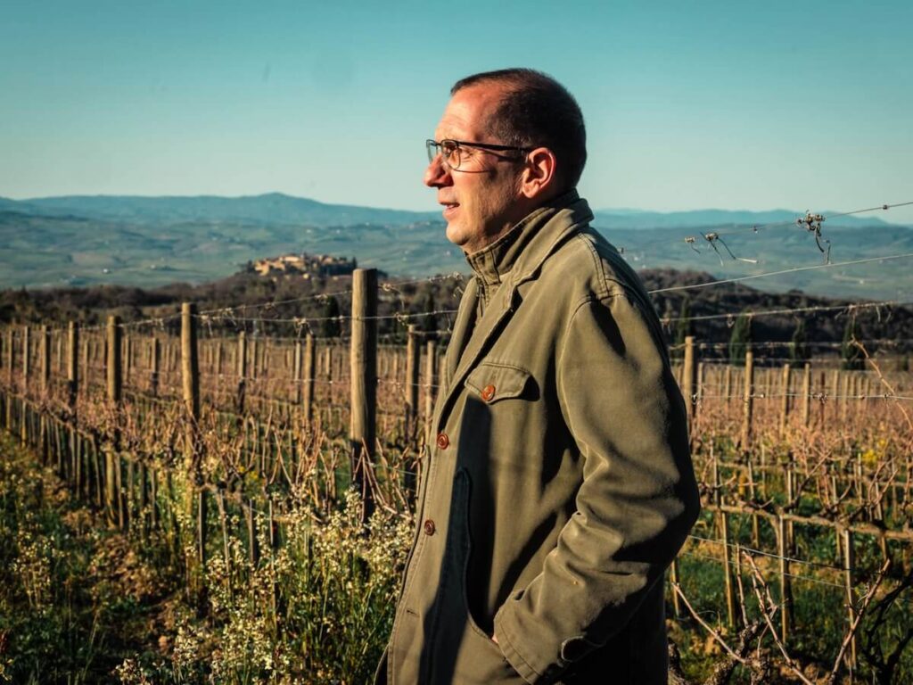 Poggio Antico présente Brunello et Vigna i Poggi 2021 : élégance de haute altitude, nouvelle orientation commerciale et identité de Montalcino au-dessus de 550 mètres.