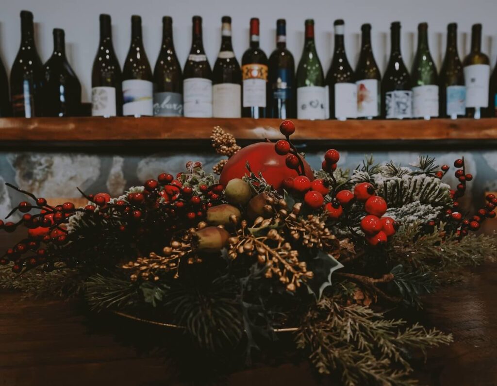 Play-Drink-List : Joyeux Noël de WineCouture avec la combinaison musicale festive de la playlist avec les meilleurs vins dans le verre.