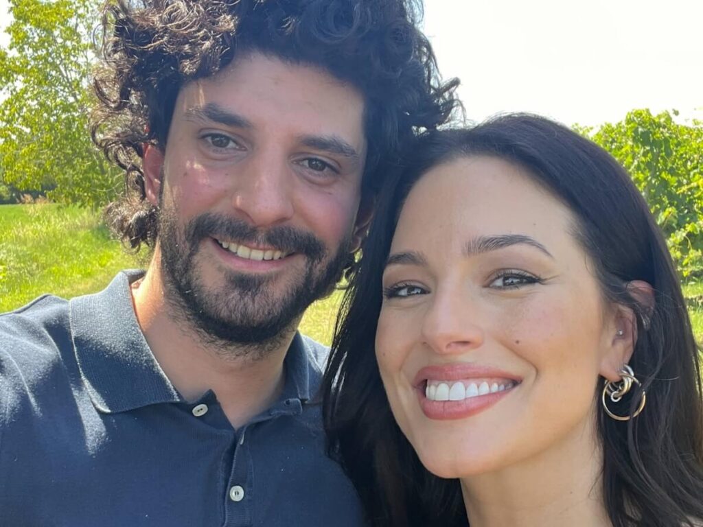 Ashley Graham fait ses débuts dans le monde du vin avec « Lucci » : le Lambrusco seco signé du top model avec Medici Ermete conquiert les États-Unis.