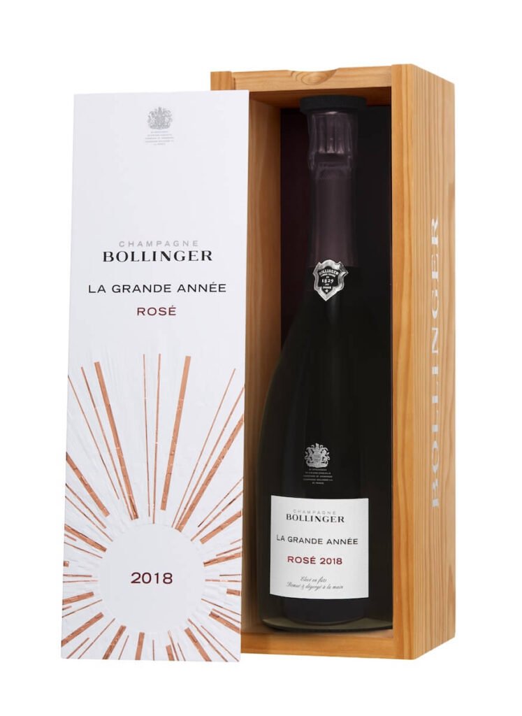 Les nouveaux millésimes La Grande Année et La Grande Année Rosé sont sortis : le style Bollinger rencontre un millésime unique en Champagne comme 2018.