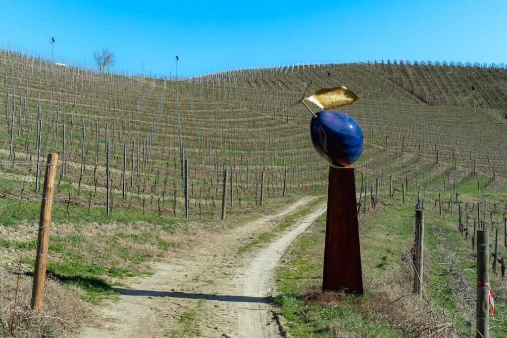 Fontanafredda : le Barolo della Tenacia Renaissance 2022 arrive et les crus de la Commune de Serralunga d'Alba reviennent