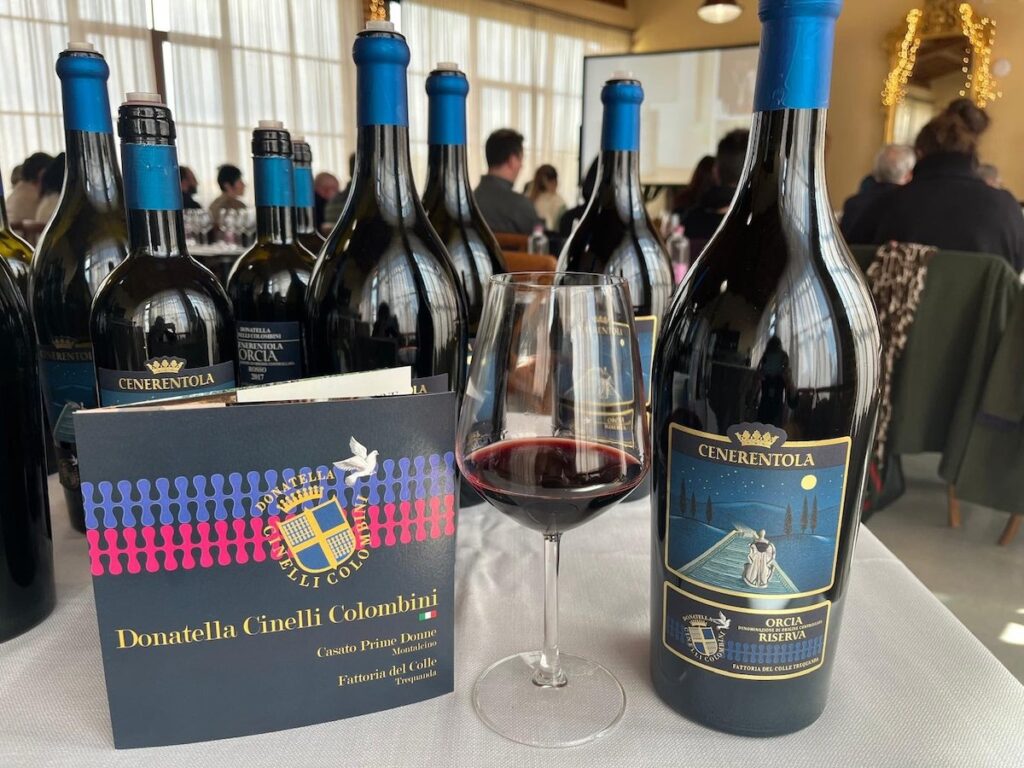 Anteprima dell’Orcia doc Cenerentola Riserva 2020: dieci annate tra vino, moda e cultura alla Fattoria del Colle.