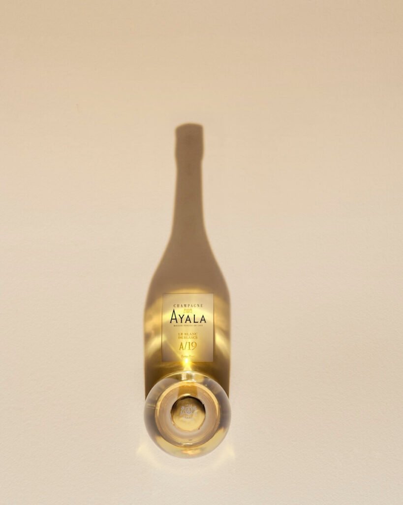 Ayala présente Le Blanc de Blancs A/19 : Le Champagne face à différents terroirs et nouvelle exploration du Chardonnay selon la Maison d'Aÿ.