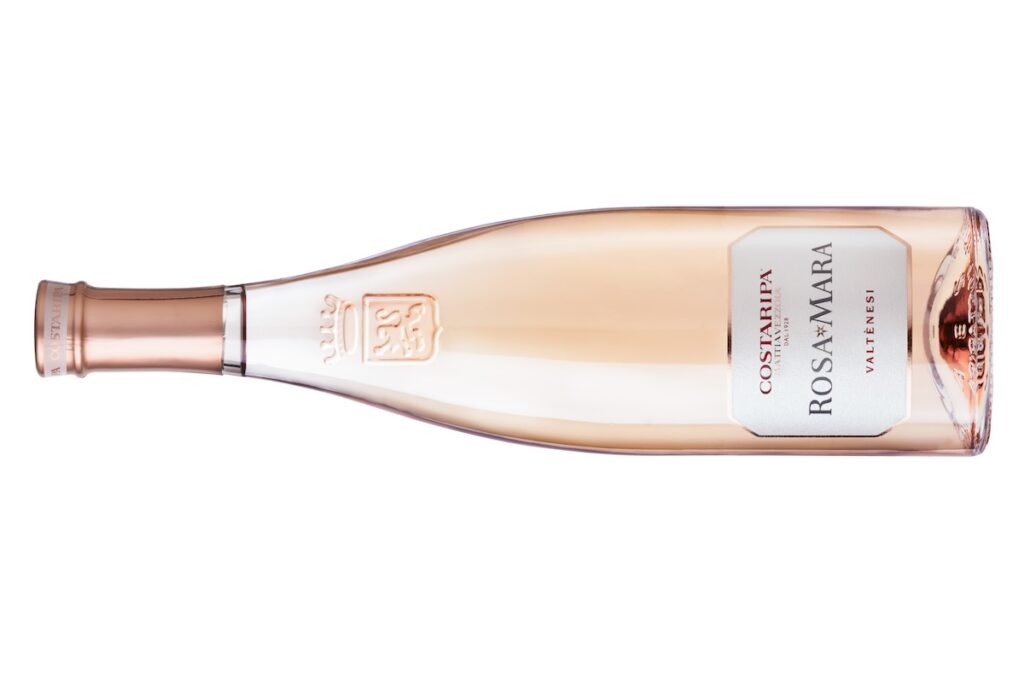 Le RosaMara 2025 de Costaripa allie élégance et identité Garda : millésime équilibré, vinification en larmes et un hymne à Valtènesi.
