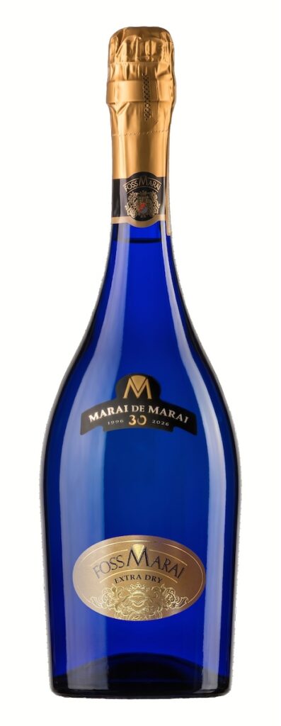 Foss Marai célèbre les 30 ans du Marai de Marai avec l'édition limitée Blu Marine : la première bouteille colorée de Valdobbiadene.