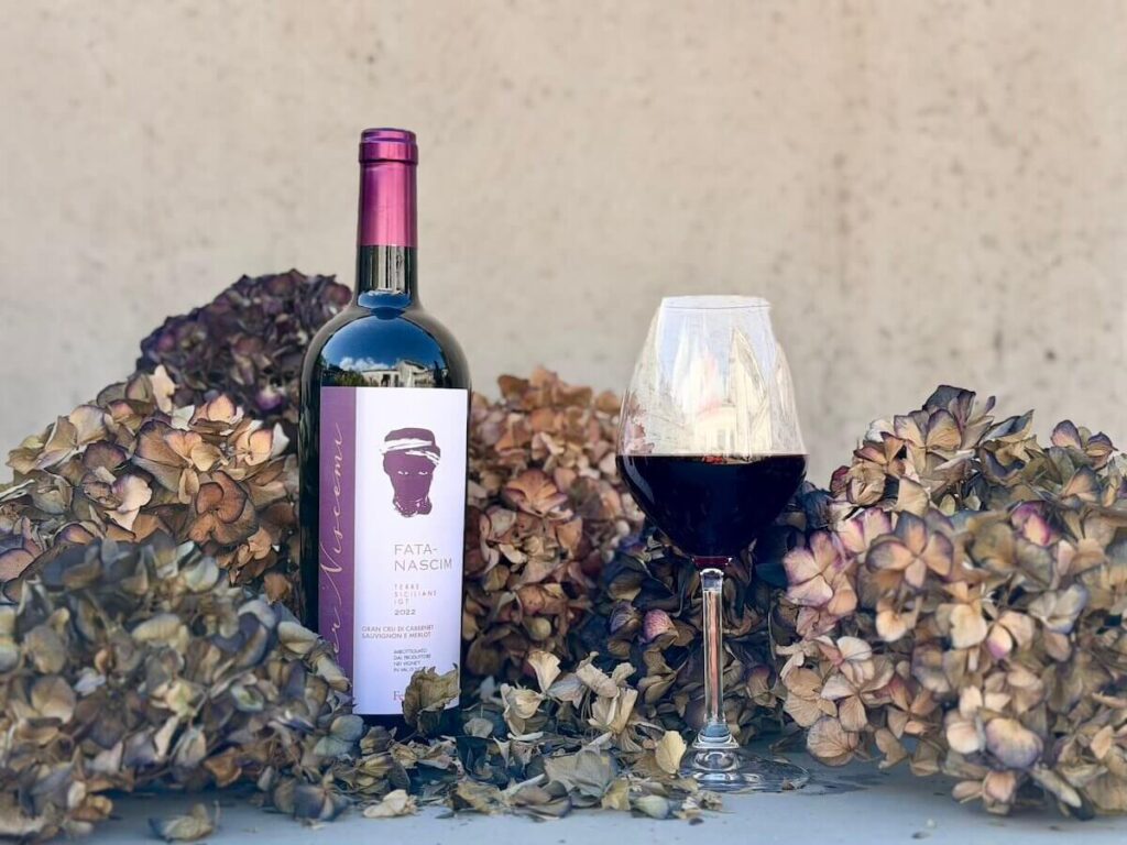 vin solidaire de Feudi del Pisciotto pour Niscemi