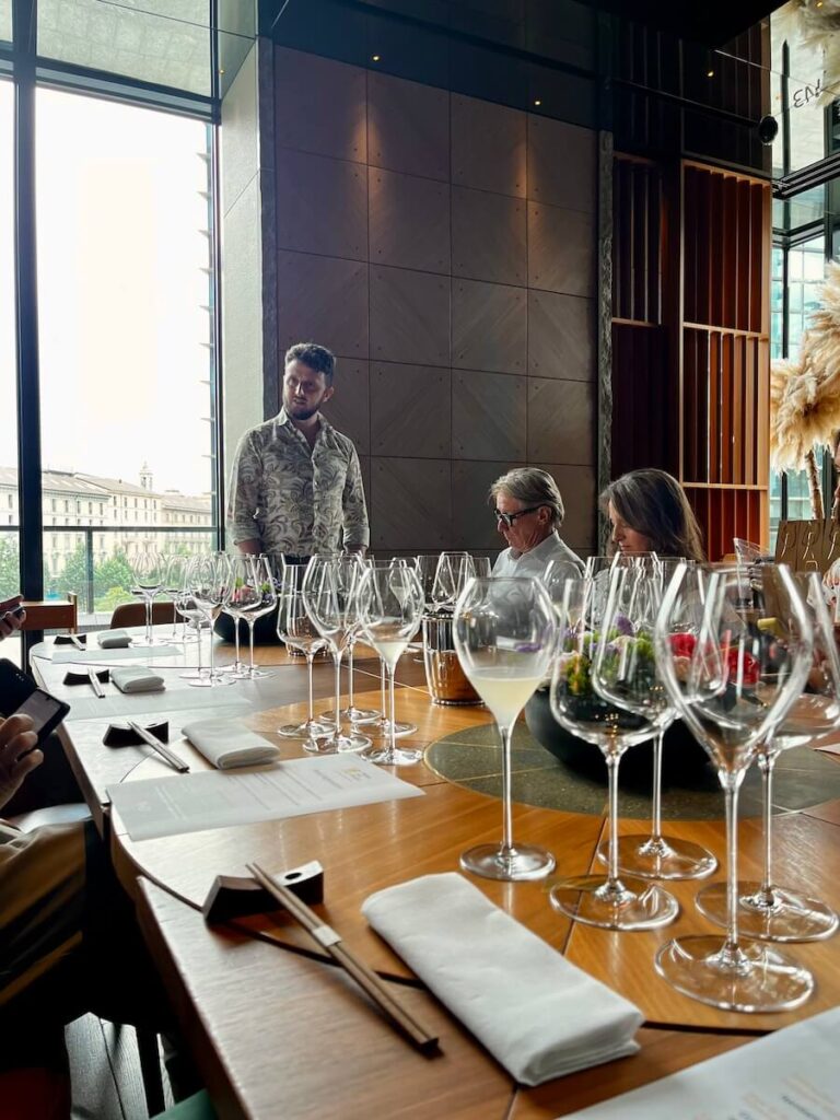 Tenuta San Giorgio lance Sottosopra : refermenté en bouteille à base de Glera et Manzoni Bianco qui réinterprète le