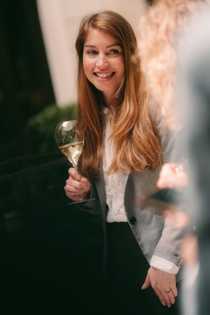 Caroline Fiot et le défi de la continuité : la vision du Champagne et du Chardonnay du nouveau Chef de Caves de la Maison Ruinart