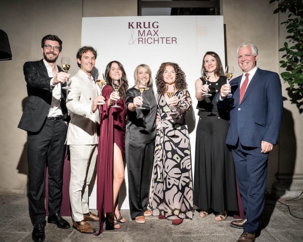 Krug Clos d'Ambonnay 2008 fait ses débuts en Italie : la dégustation du Pinot Noir le plus exclusif en Champagne à Milan.