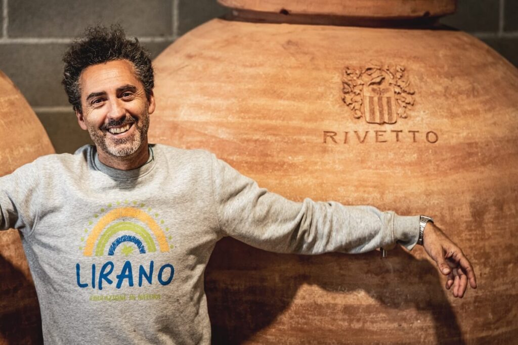 Rivetto presenta Seshen, un Nebbiolo rosado nacido de un proyecto de economía circular y de aprovechamiento integral de la uva.